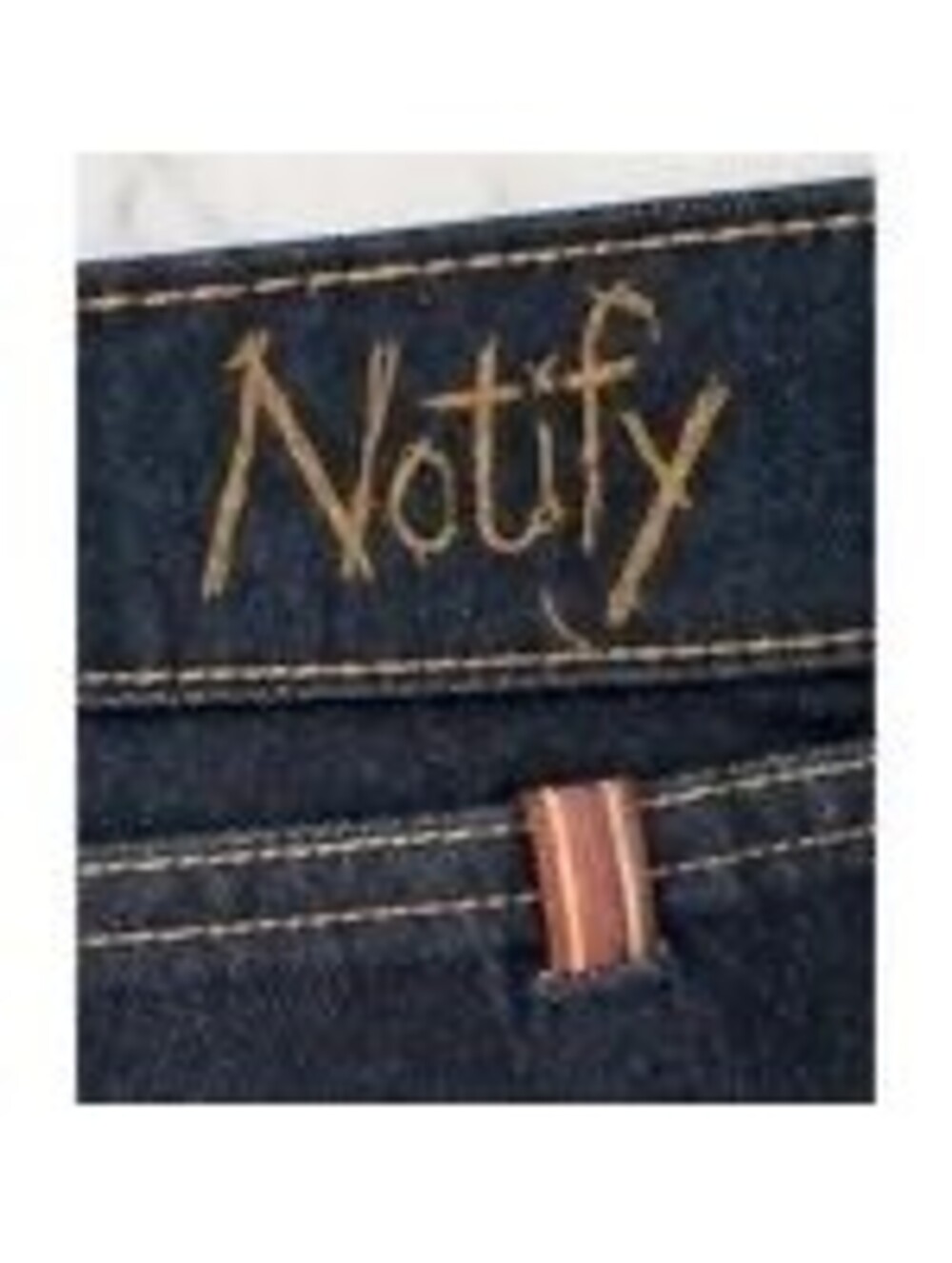 Notify Women's Dark Blue Straight Leg Jeans Size 29, Made in Italy - Never Worn